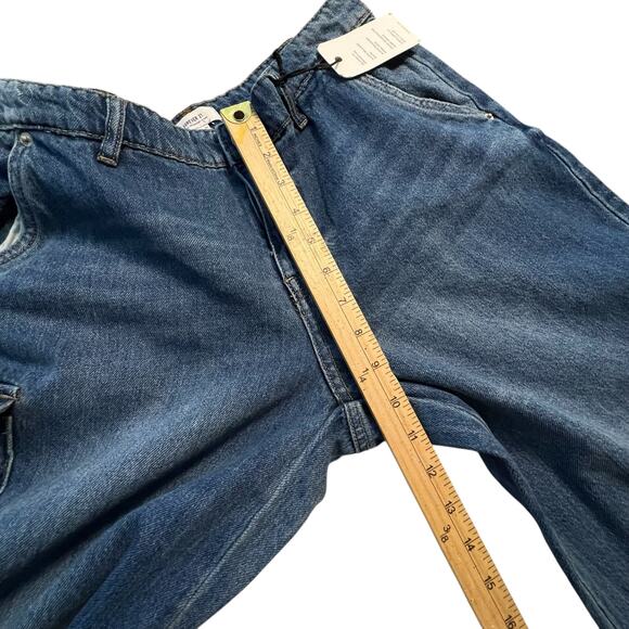 Forever 21 Cargo Jeans 29 Relaxed Fit Wide Leg Utility Pockets Denim NWT - Picture 6 of 10